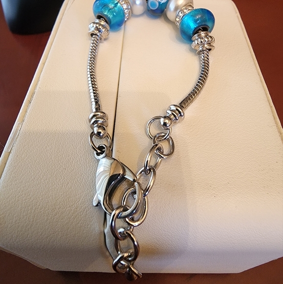 Pandora style bracelet - Picture 7 of 9